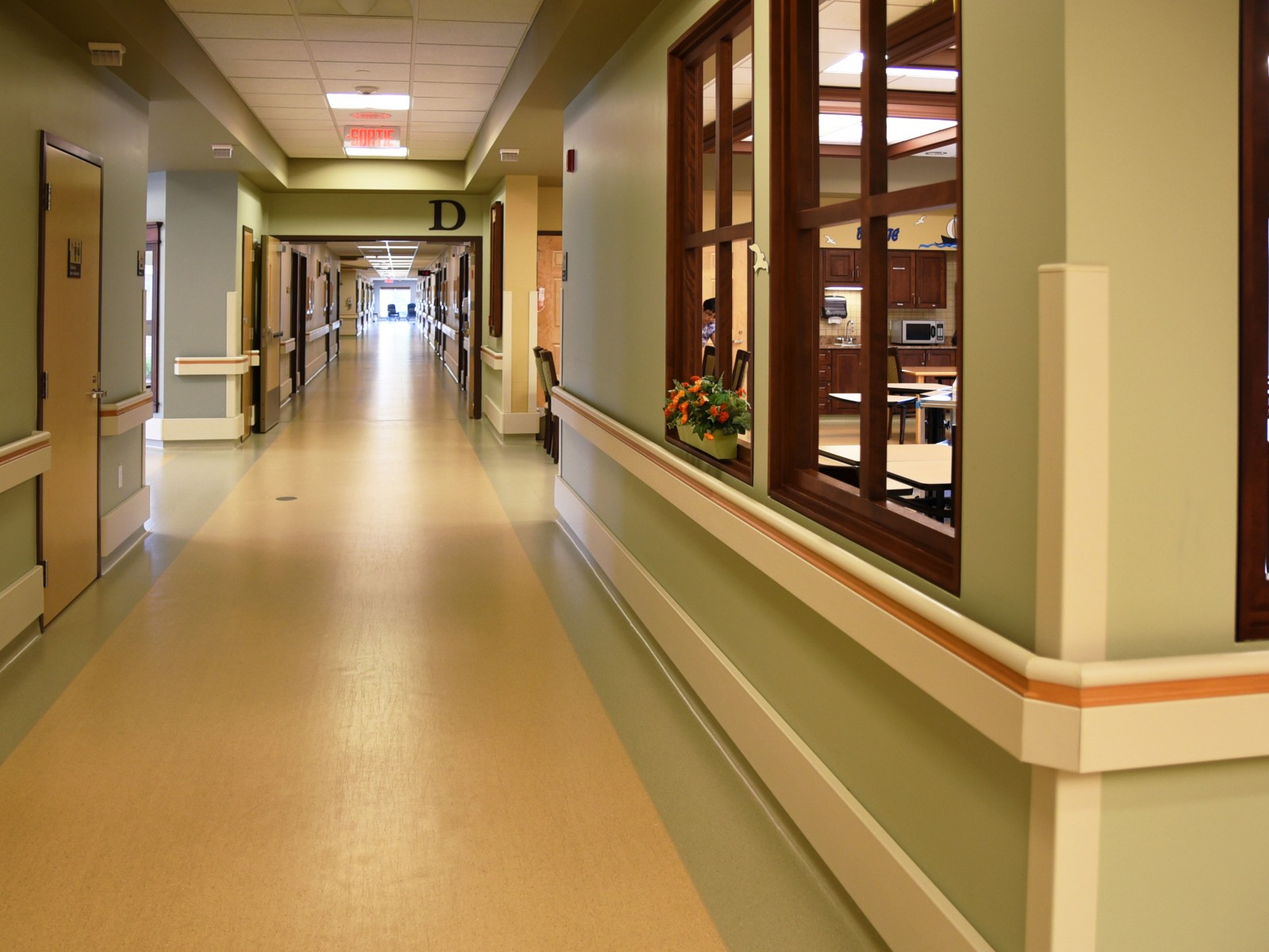 Les aires de passage sont spacieuses et sécuritaires